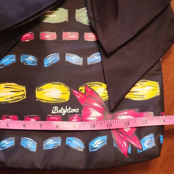 Brighton Art Chic Carryall Take A “Beau” Holiday Tote Bag, Black & Red Bows - Picture 3 of 8